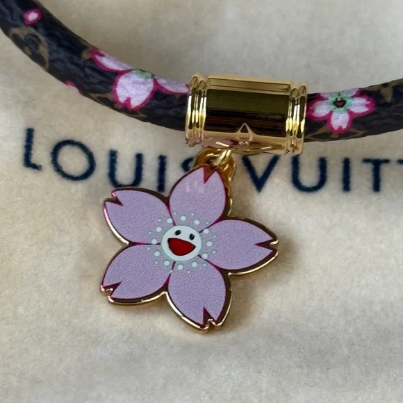 LV x TM Cherry Blossom Bracelet - Picture 5 of 15